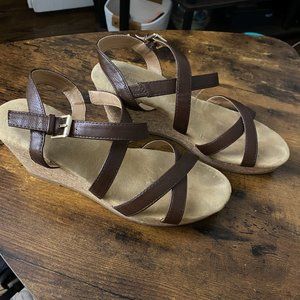 Bass Karly Brown Cork Wedge Heel Sandal Sz 7